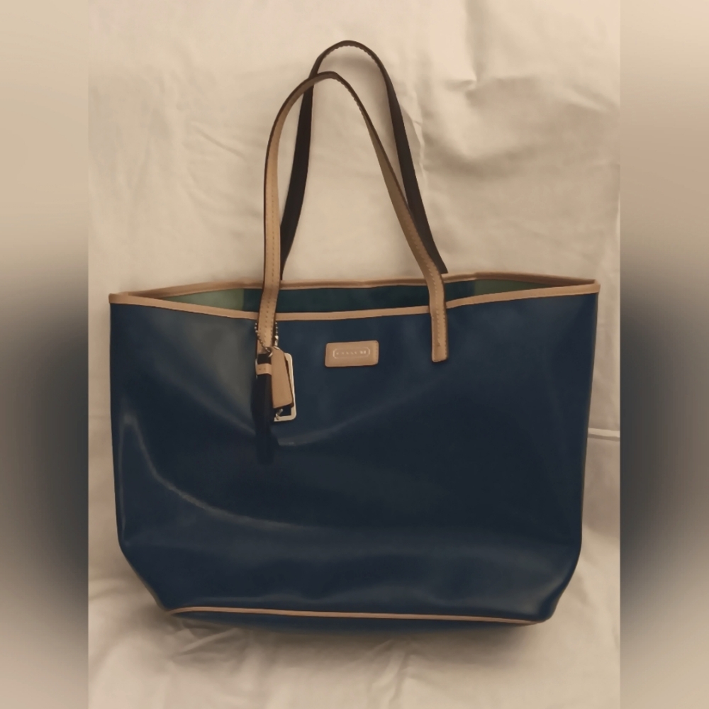 Coach Vintage Large City Leather Tote Bag Purse